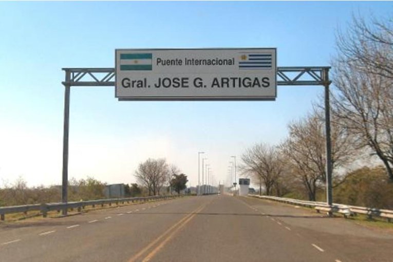 Este domingo vuelve una marcha de protesta hacia un puente que comunica Argentina y Uruguay