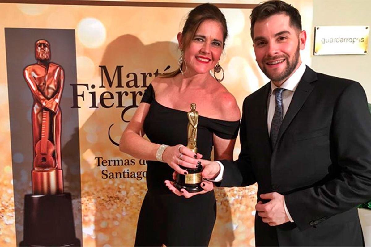 Los realizadores del programa televisivo paranaesnes.