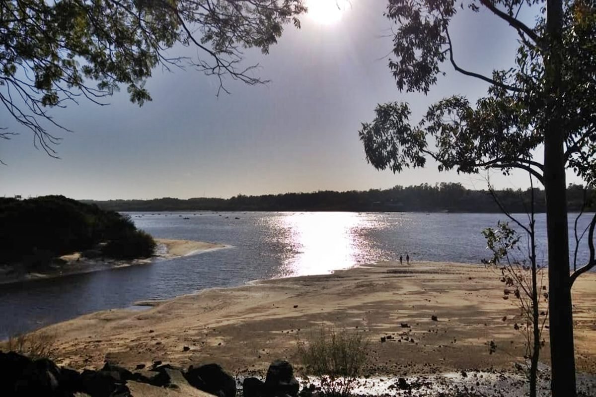 La playa del camping de la Tortuga Alegre