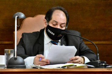 El presidente del cuerpo legislativo local no ocultó su sorpresa. El presidente del cuerpo legislativo local no ocultó su sorpresa.