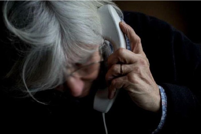 Advierten por llamados telef&oacute;nicos falsos para vacunarse contra el dengue