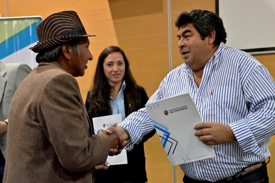 Jorge Mendieta (derecha de la foto)