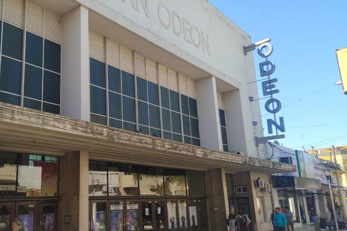 Cartelera del Cine Odeón Cartelera del Cine Odeón