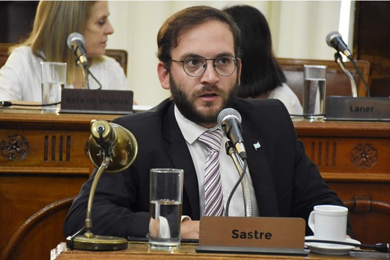 Sastre precis&oacute; con cuantas Secretar&iacute;as quedar&aacute; organizado el nuevo organigrama del municipio de Concordia