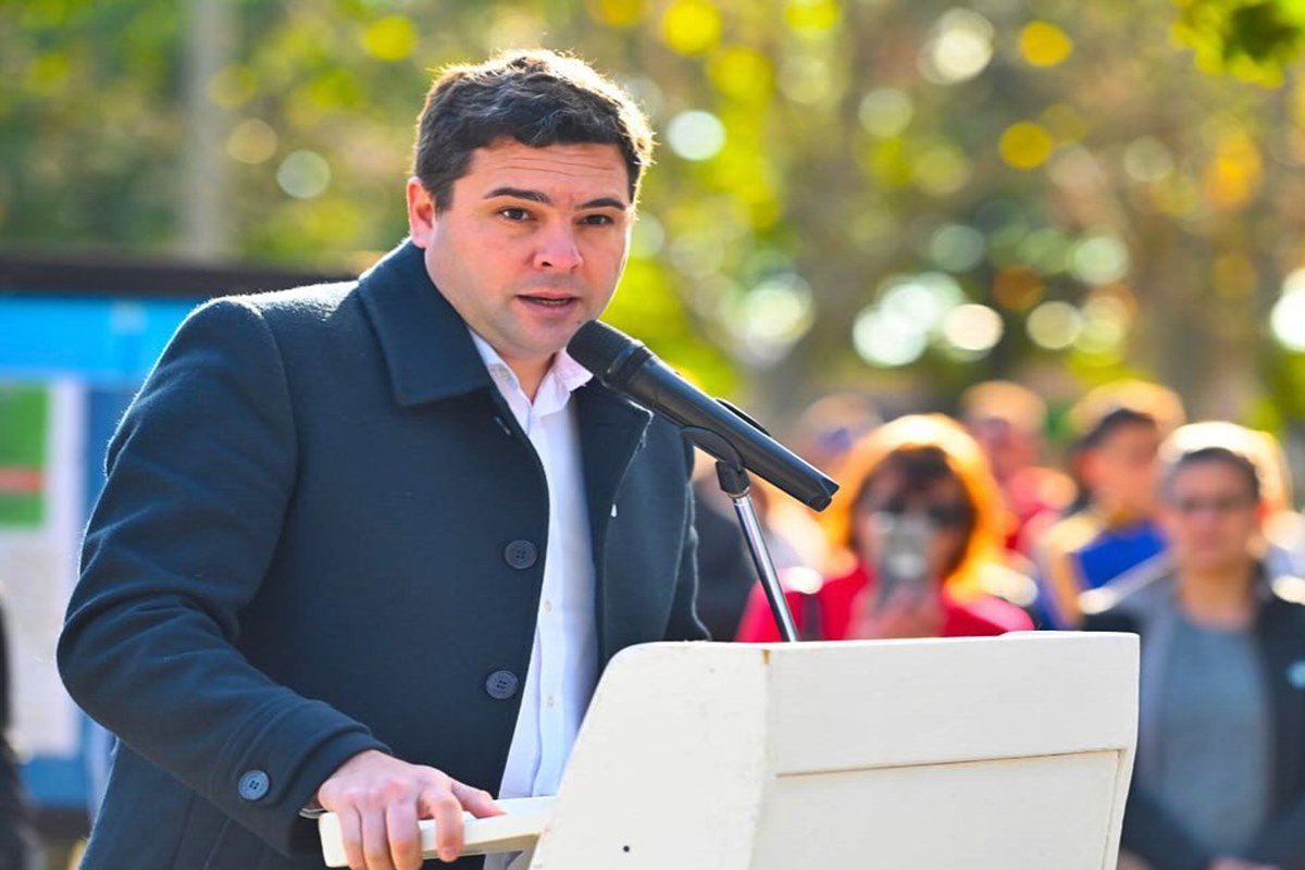 Basti&aacute;n apunt&oacute; a las Elecciones de 2027.