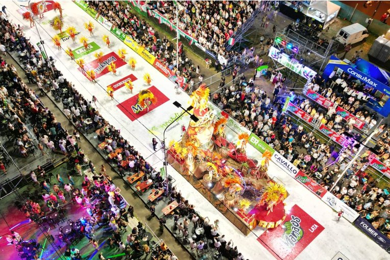 Las cuatro comparsas concordienses dieron a conocer las historias que representar&aacute;n en la manga