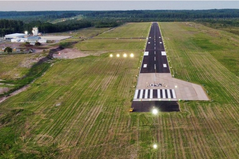 Desde el aeropuerto también se piensa en septiembre para la apertura