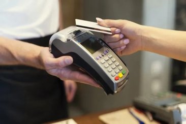 Se incluye a las tarjetas de Riego Social y sus complementos. Se incluye a las tarjetas de Riego Social y sus complementos.