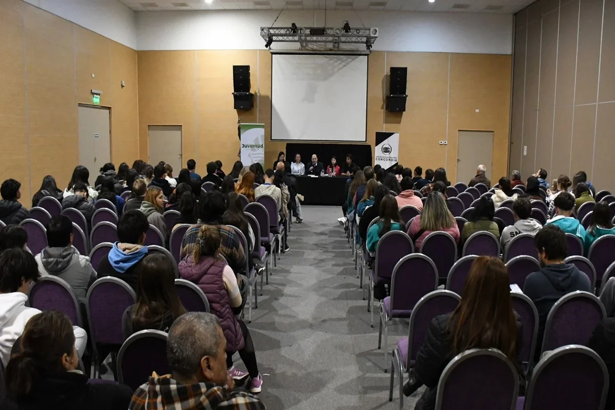 Participarán alrededor de 40 establecimientos educativos. Participarán alrededor de 40 establecimientos educativos.