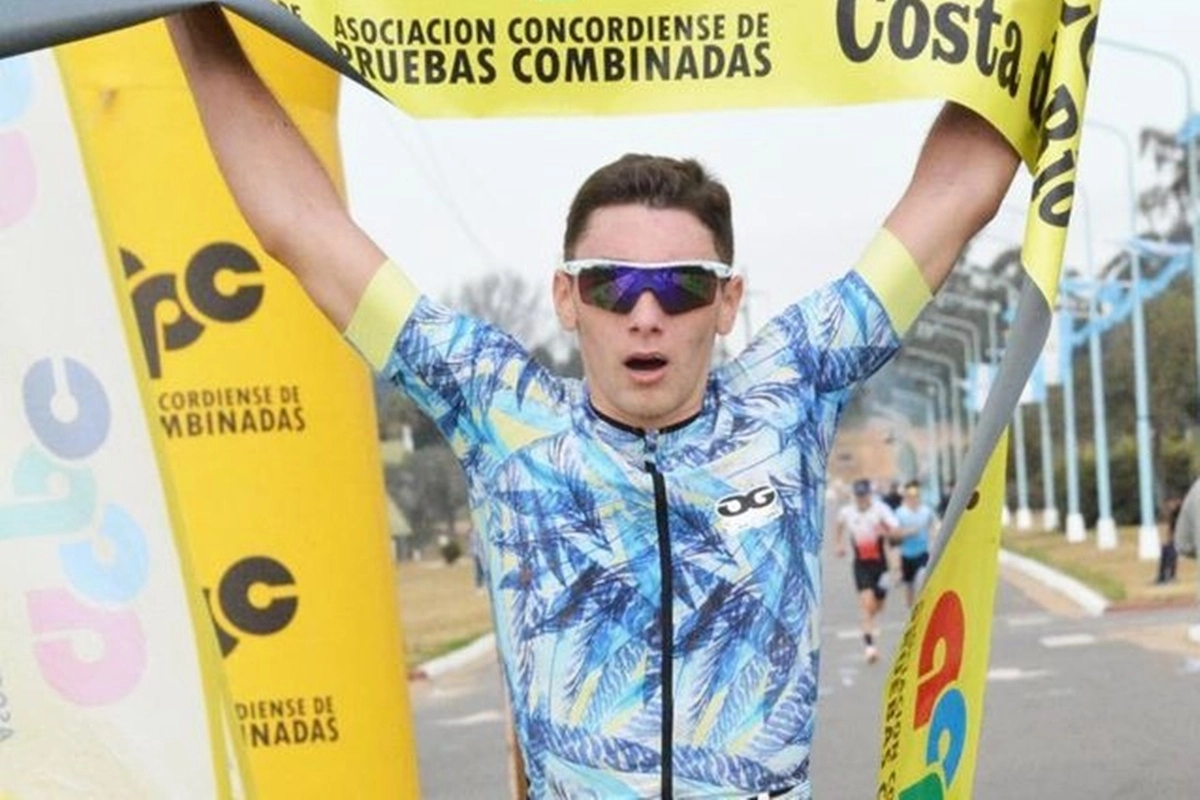 Eduardo Pelichero se quedó con la tercera del Duatlón Jeep Eduardo Pelichero se quedó con la tercera del Duatlón Jeep