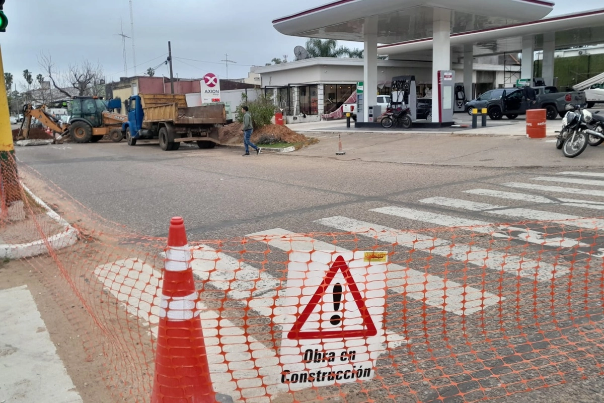 Los trabajos se realizan frente a la Axion. Los trabajos se realizan frente a la Axion.