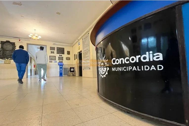 El municipio confirm&oacute; &ldquo;episodios&rdquo; denunciados contra EGGER y convoc&oacute; a los vecinos a una reuni&oacute;n