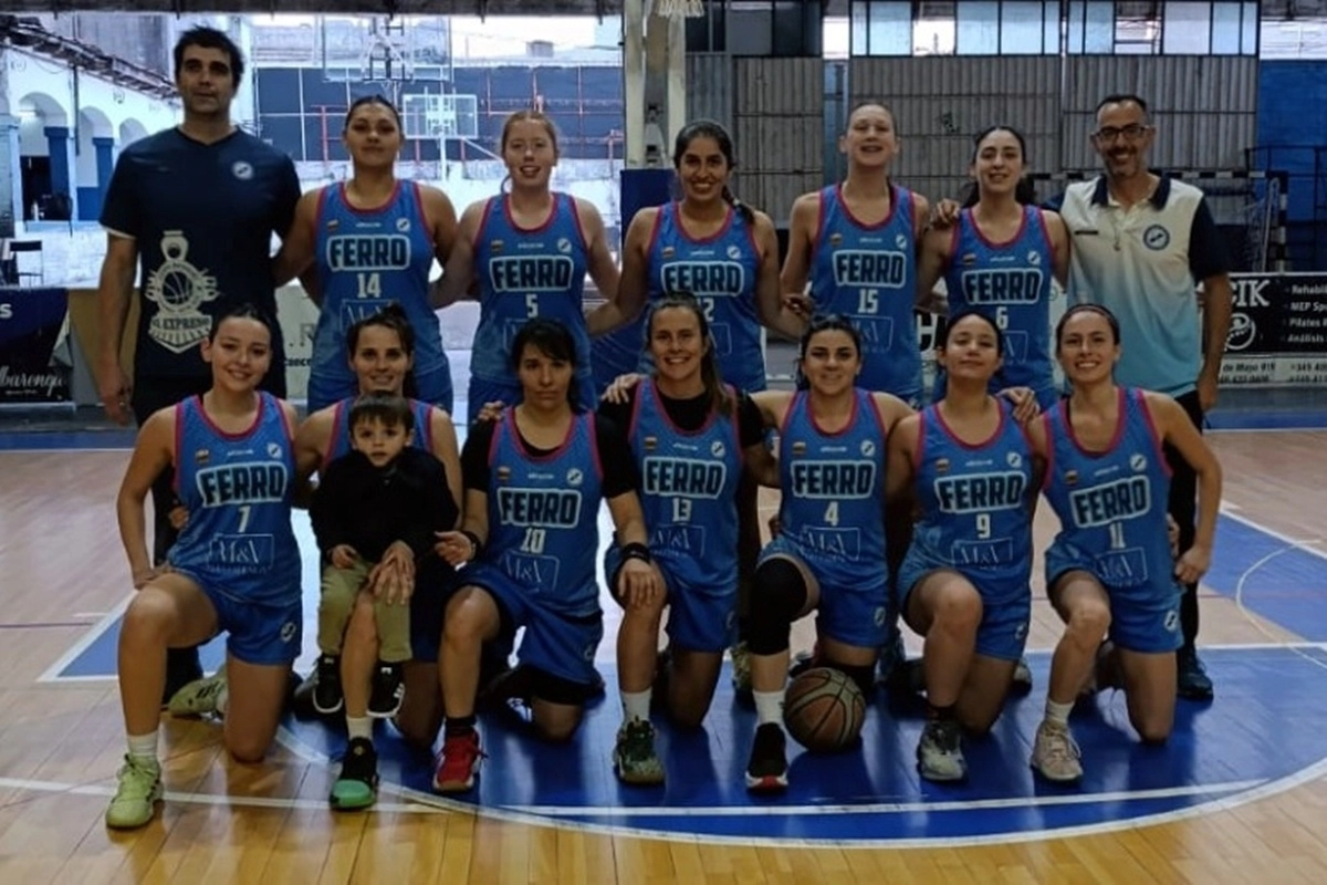 Triunfo del expreso en el Asociativo Femenino. Triunfo del expreso en el Asociativo Femenino.