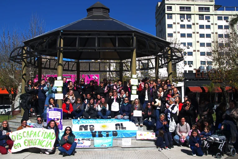 Concordia protestó "pacíficamente" contra el veto de Milei en Discapacidad
