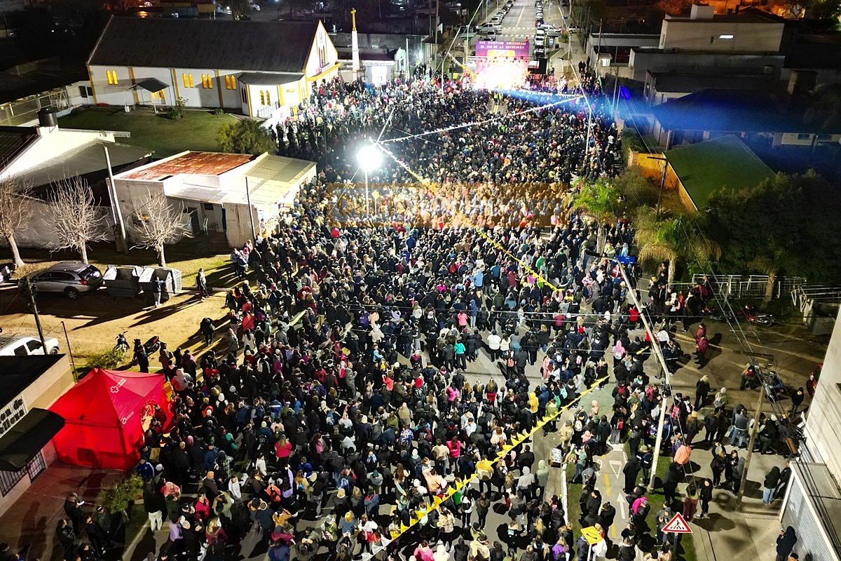 El epicentro de la celebración es la avenida Vuelta de Obligado El epicentro de la celebración es la avenida Vuelta de Obligado