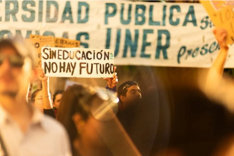 Contin&uacute;an los paros rotativos en las universidades entrerrianas