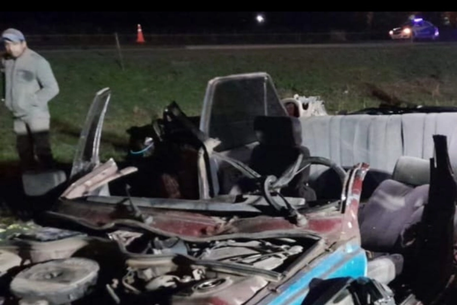 El hombre fue trasladado al hospital local.