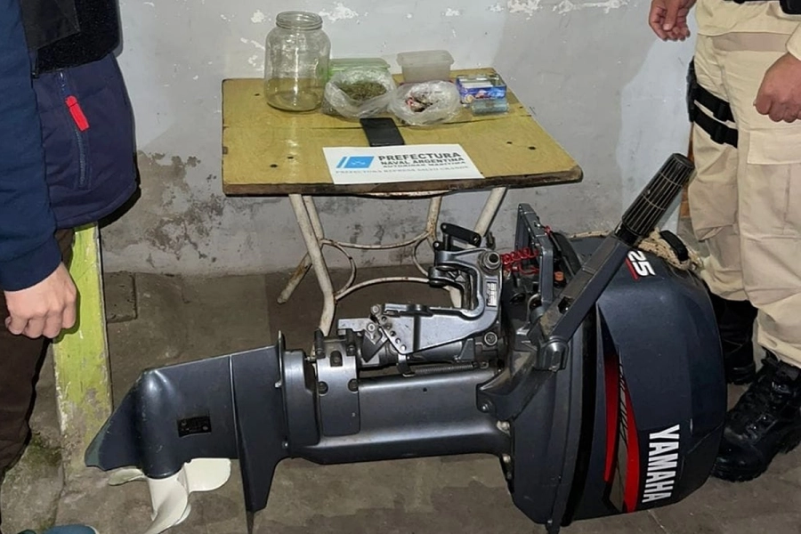 Uno de los motores incautados en procedimiento de prefectura.