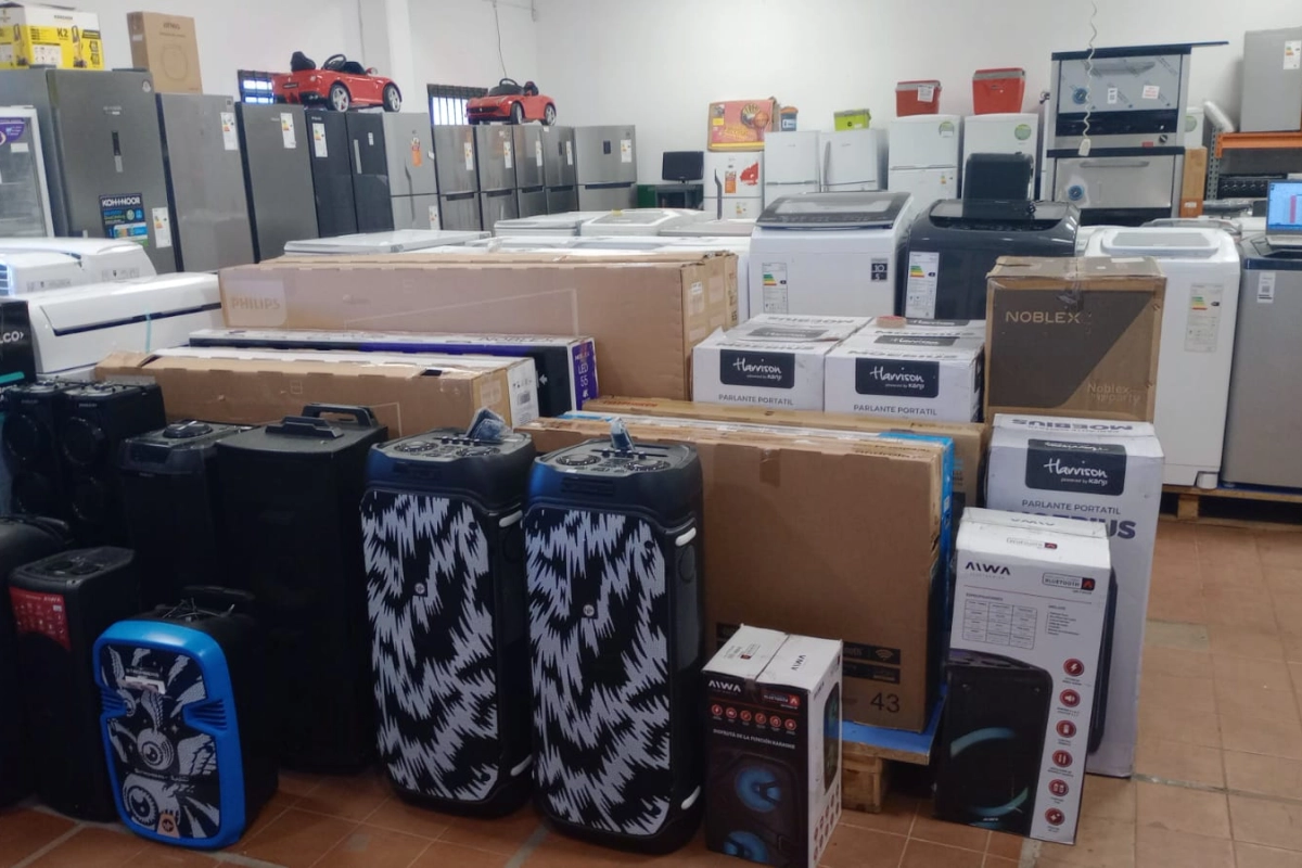 Todo listo para un nuevo outlet de Nexon en Concordia. Todo listo para un nuevo outlet de Nexon en Concordia.