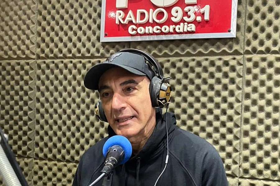 Dayub hizo una recorrida por varios medios locales para promocionar su obra.