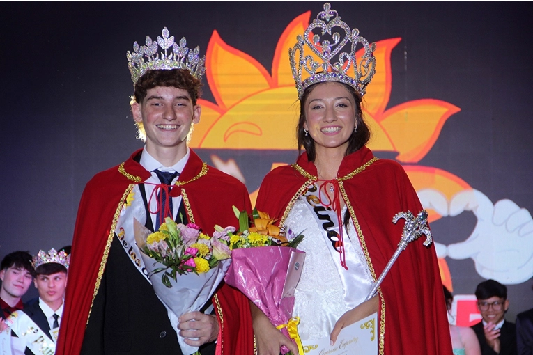 Los nuevos Reyes de los Estudiantes de Concordia fueron coronados en el club Ferro