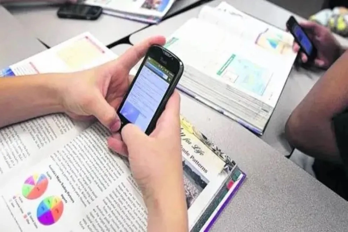 El proyecto contempla excepciones que permitirán el uso de dispositivos en casos puntuales.