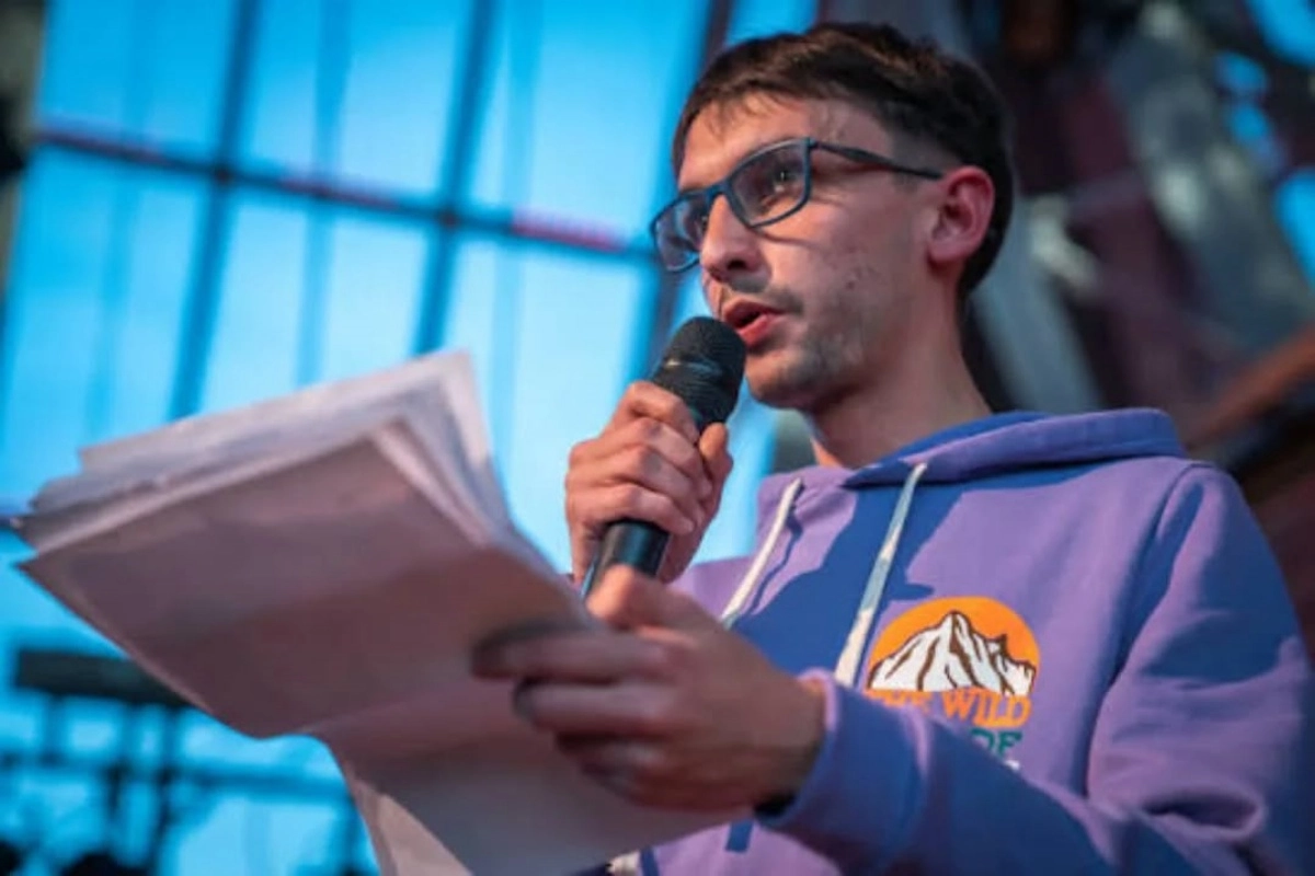 Felipe Hourcade, Ganador de Entre Orillas