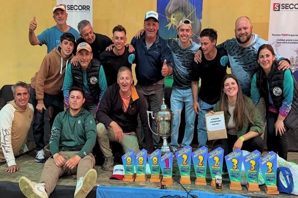 Campeones de la Fiesta de la pesca del Bicudo. Campeones de la Fiesta de la pesca del Bicudo.