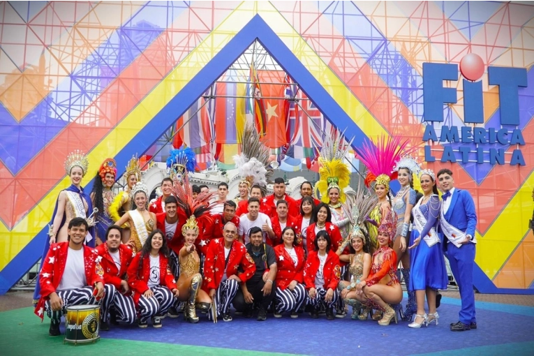 Concordia desplegó la magia de su carnaval en la Feria Internacional de Turismo