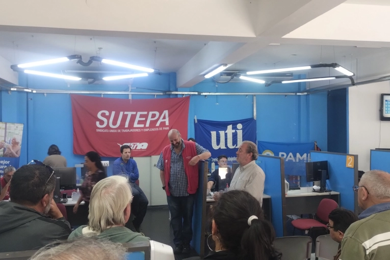 Habrá continuidad de las medidas de protesta en la sede del PAMI local
