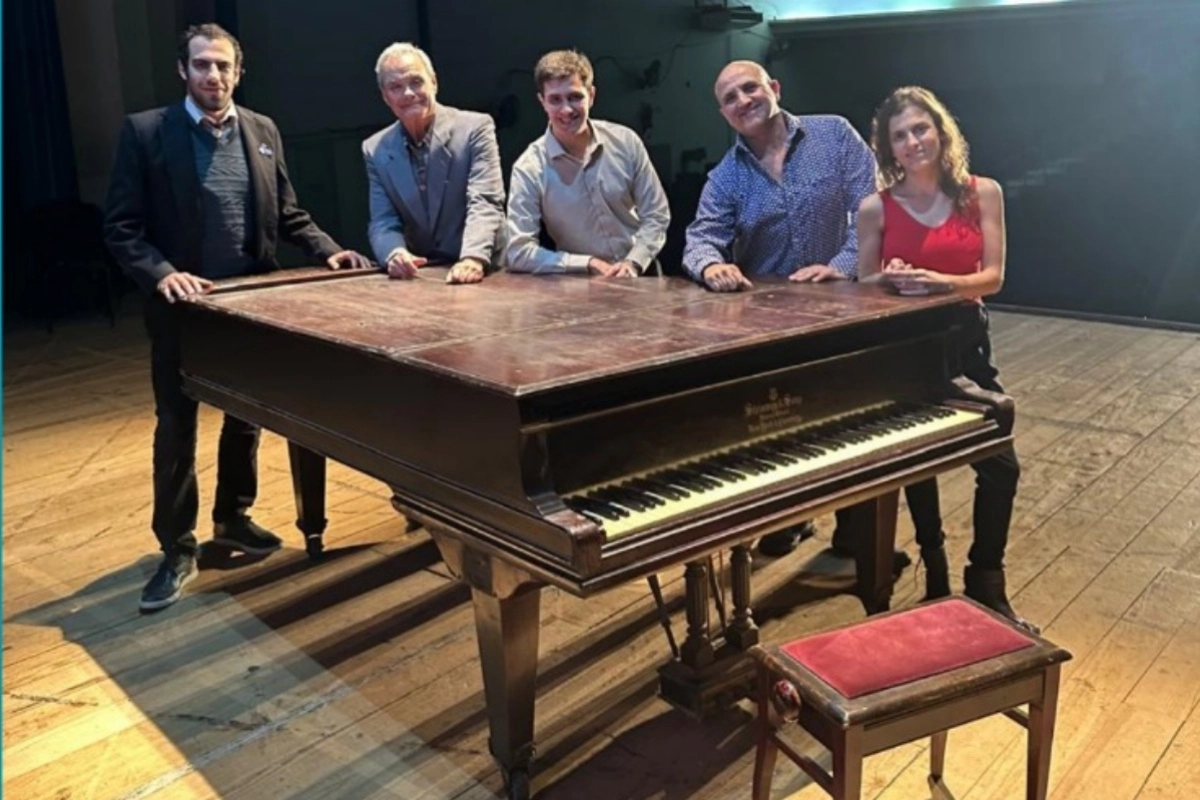 Los músicos que despertarán un gigante dormido. Los músicos que despertarán un gigante dormido.
