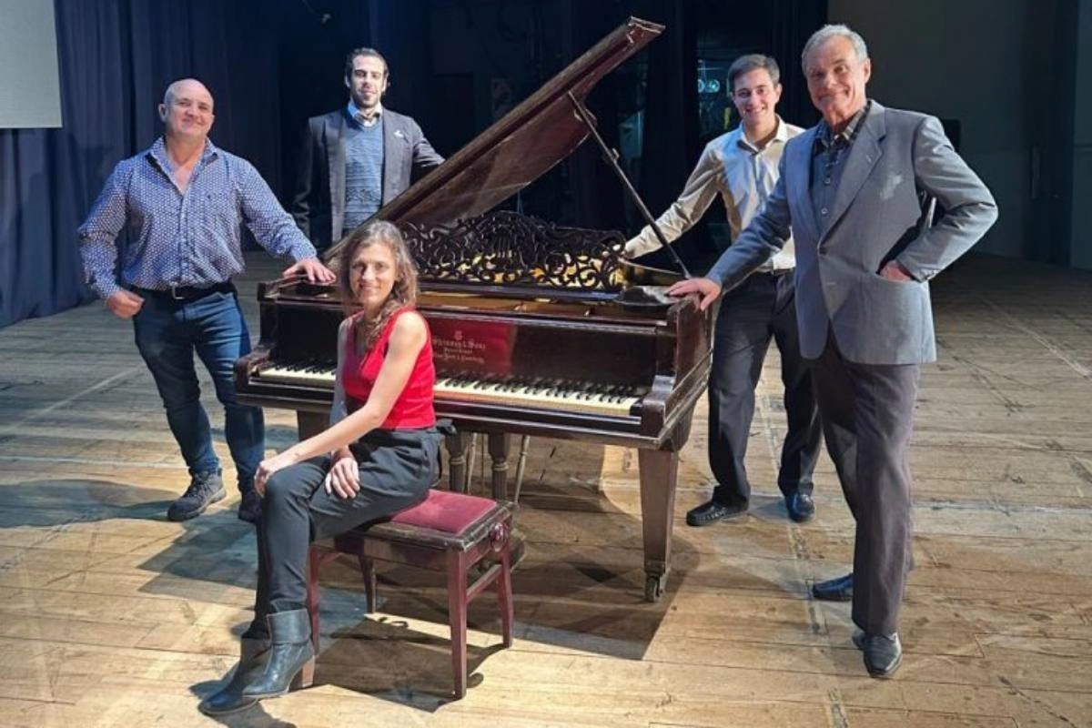 La historia del piano se remonta a principios de la década del 50.