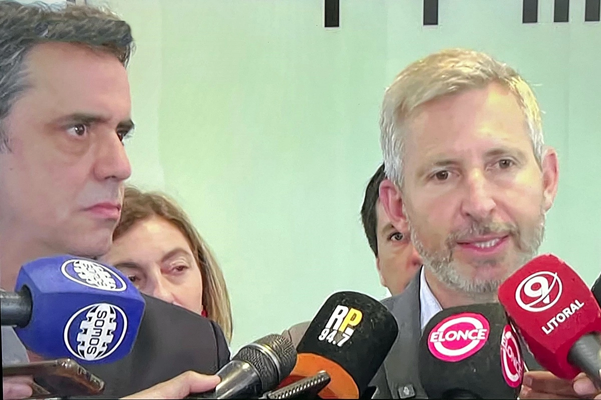 Ministro Lisandro Catalán y el gobernador Rogelio Frigerio Ministro Lisandro Catalán y el gobernador Rogelio Frigerio