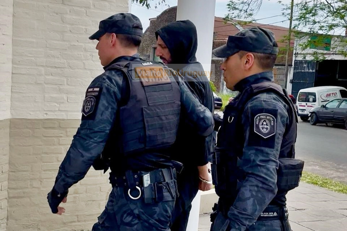 Laurta al momento de ser ingresado a la Comisaría del Menor y la Familia