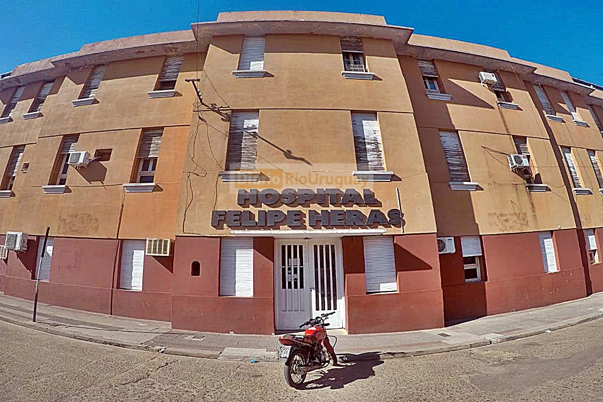 Frente del hospital Felipe Heras