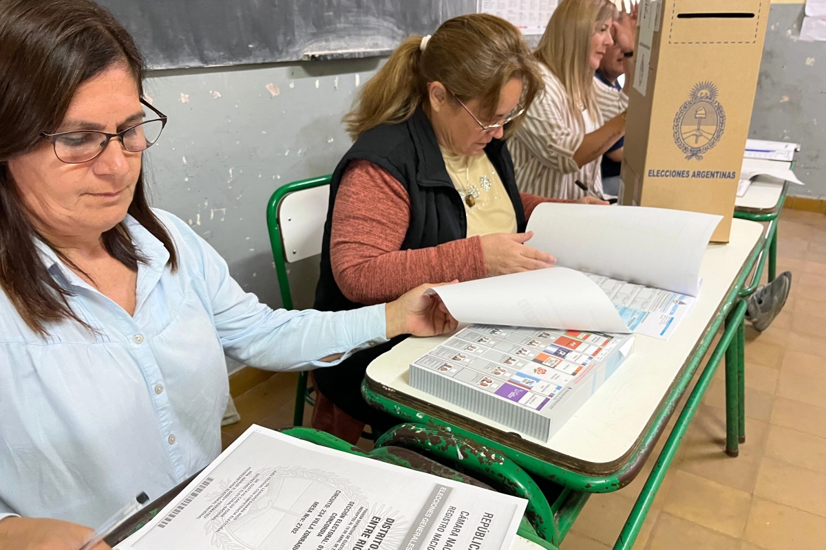 Abrieron los comicios con la nueva Boleta Única de Papael