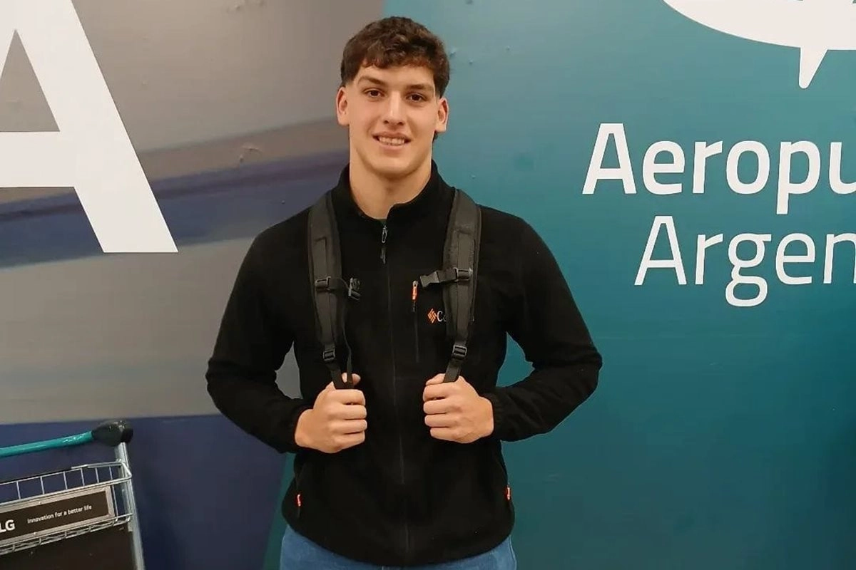 Finalmente el joven atleta logró viajar dicha cita sudamericana. Finalmente el joven atleta logró viajar dicha cita sudamericana.