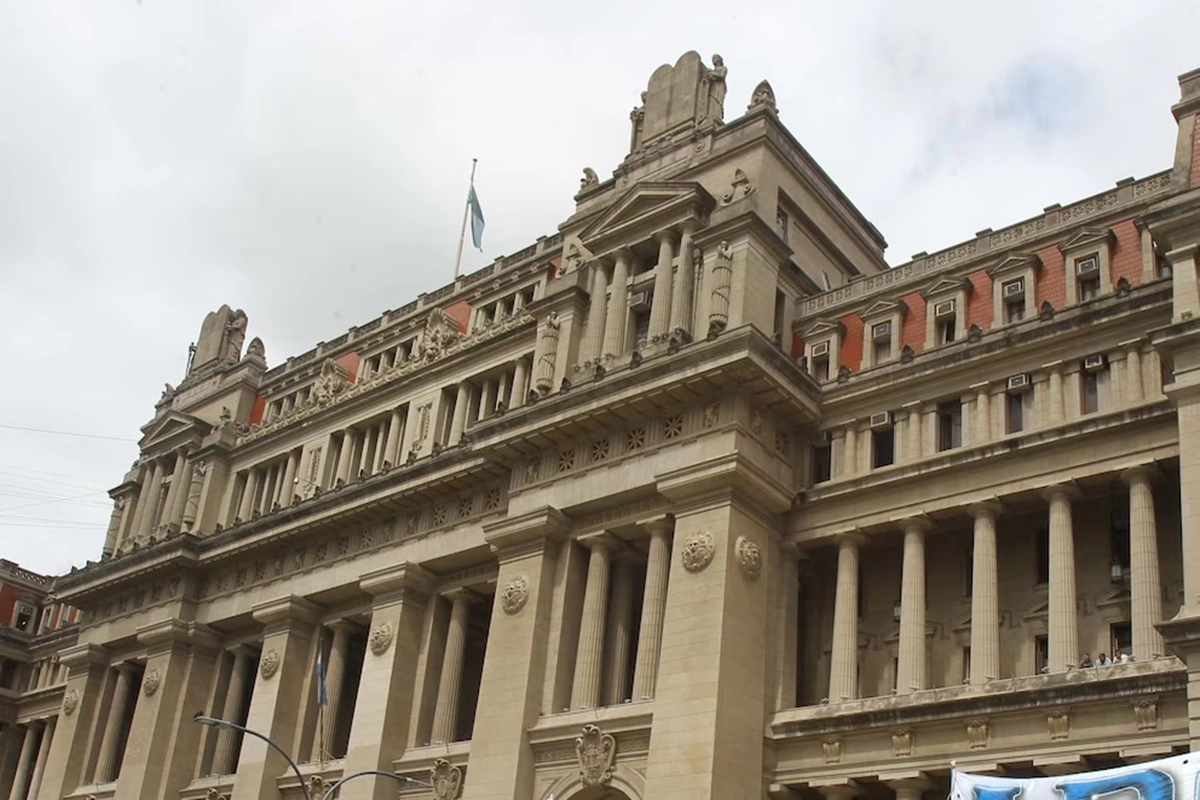 La provincia de Entre Ríos exige el pago de $154.606 millones. La provincia de Entre Ríos exige el pago de $154.606 millones.