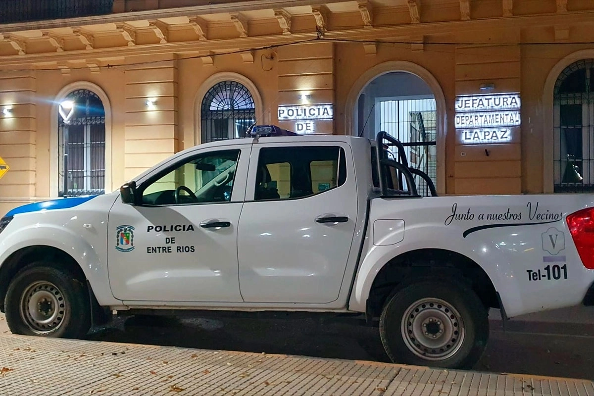 El propietario advirtió que las puertas traseras estaban abiertas pero sin signos de violencia.