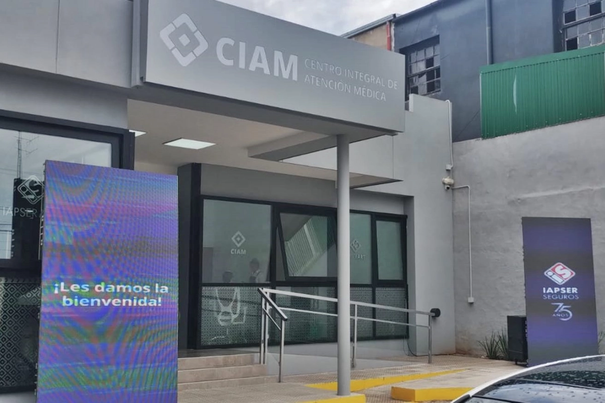 El IAPSER inauguró su Centro Médico.
