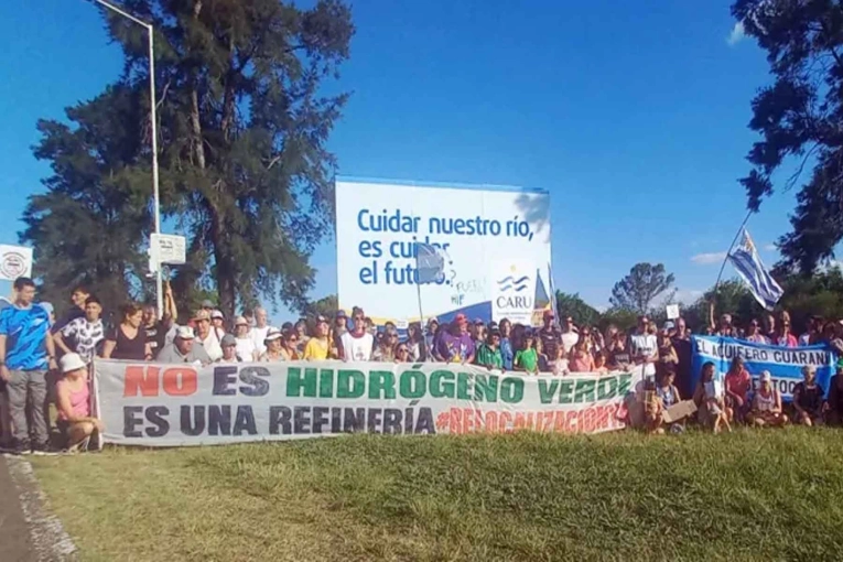 Organizan la segunda marcha a la vera del r&iacute;o Uruguay para rechazar la instalaci&oacute;n de la planta de hidr&oacute;geno
