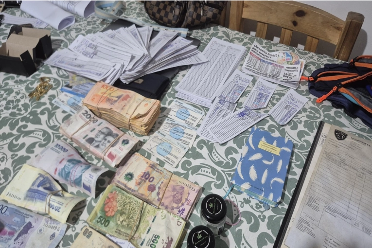 Varios allanamientos en Concordia por prestamistas que amenazaron a una deudora