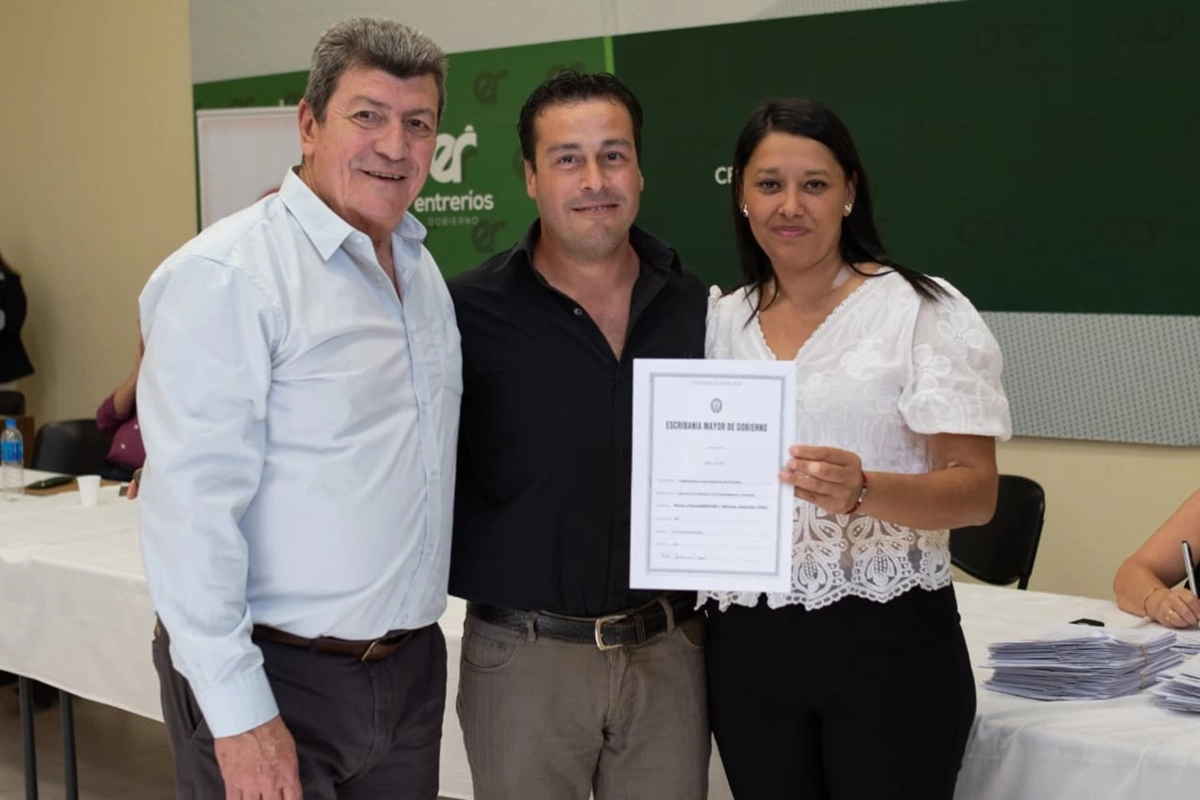 Las familias corresponden a distintas localidades del Departamento Concordia.