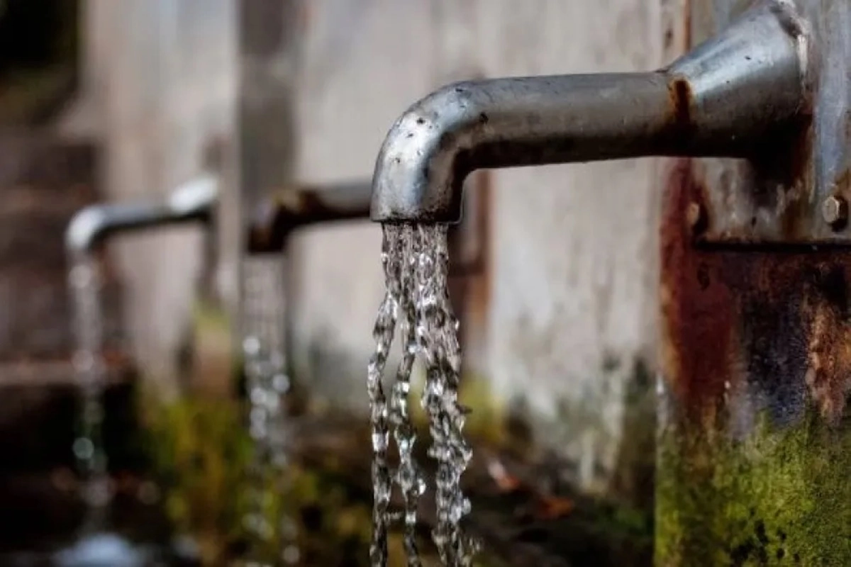 Aguas y Saneamientos Argentinos aseguró no representa riesgos para la salud.