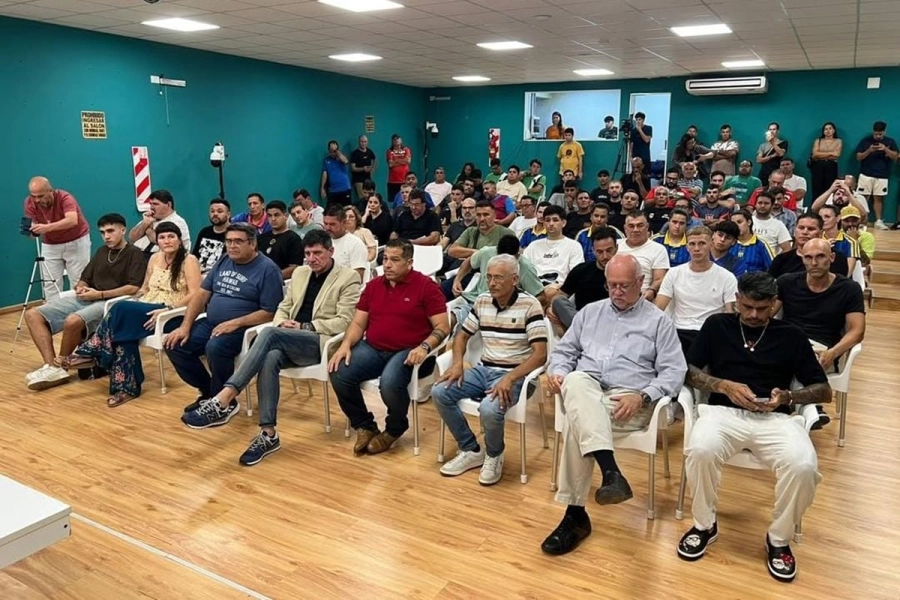 La presentaci&oacute;n cont&oacute; con la presencia del Presidente y jugador de Nebel, Gustavo Bou.