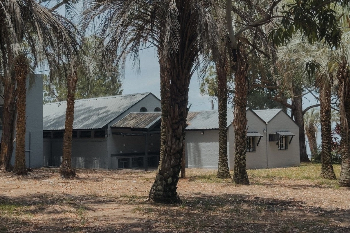 El Camping Las Palmeras ultimando detalles para la temporada de verano.