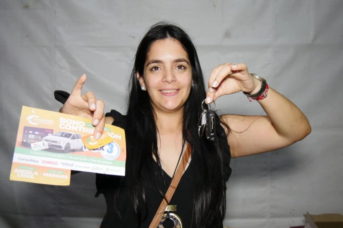 La ganadora del auto 0 KM en la Fiesta de la Citricultura