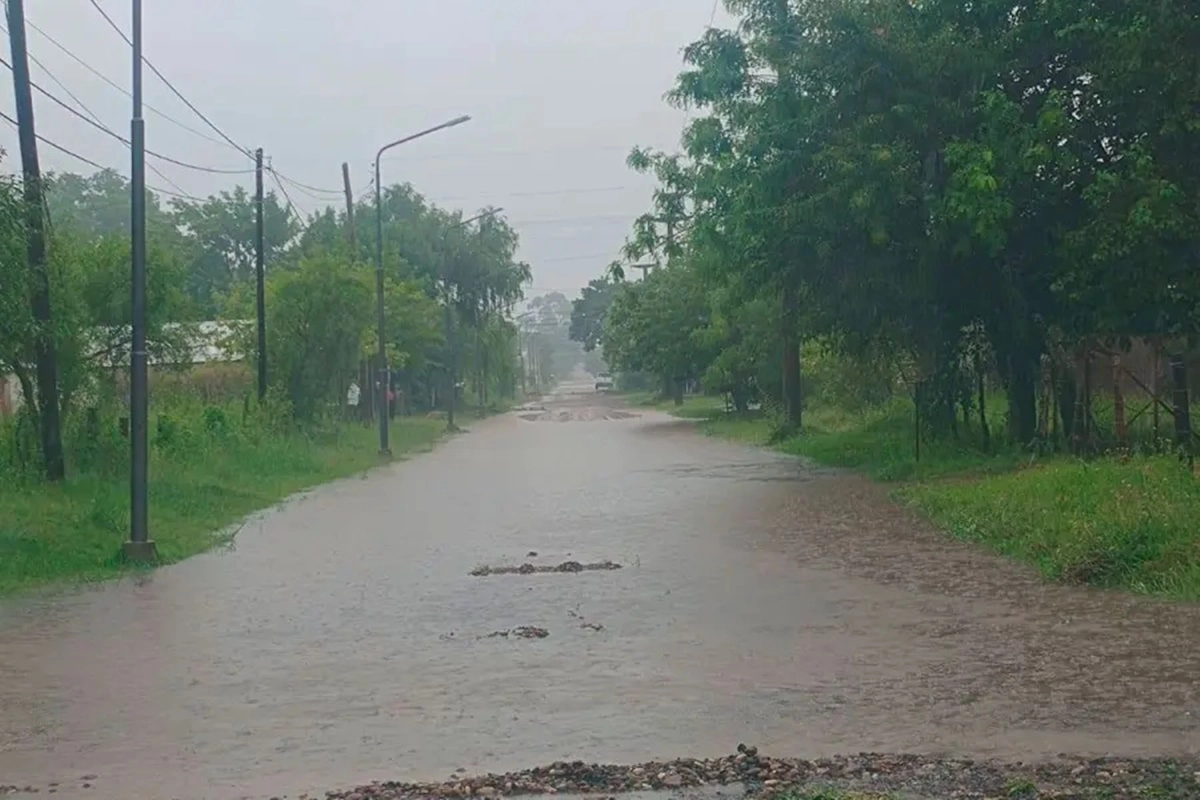 Se asisti&oacute; a m&aacute;s de 120 familias y actualmente eval&uacute;an los da&ntilde;os que dej&oacute; el temporal.