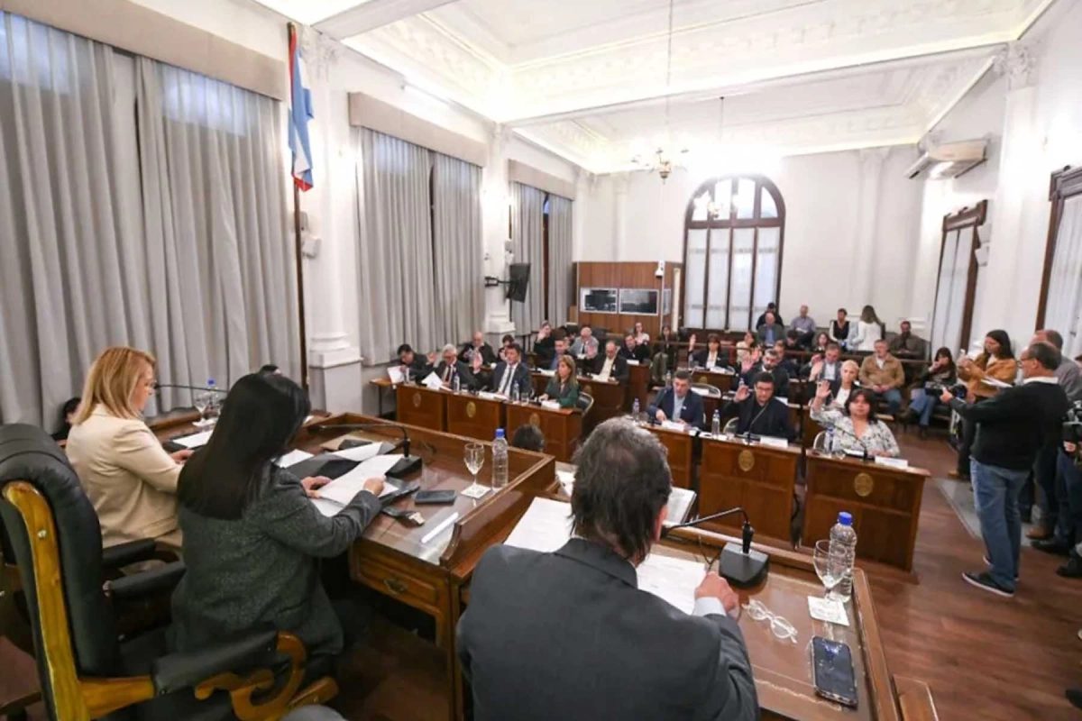 Sanción definitiva del proyecto.