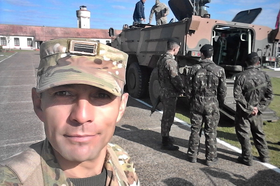 <b>Pereyra cuando comparti&oacute; ejercicios militares con pares de Brasil</b>